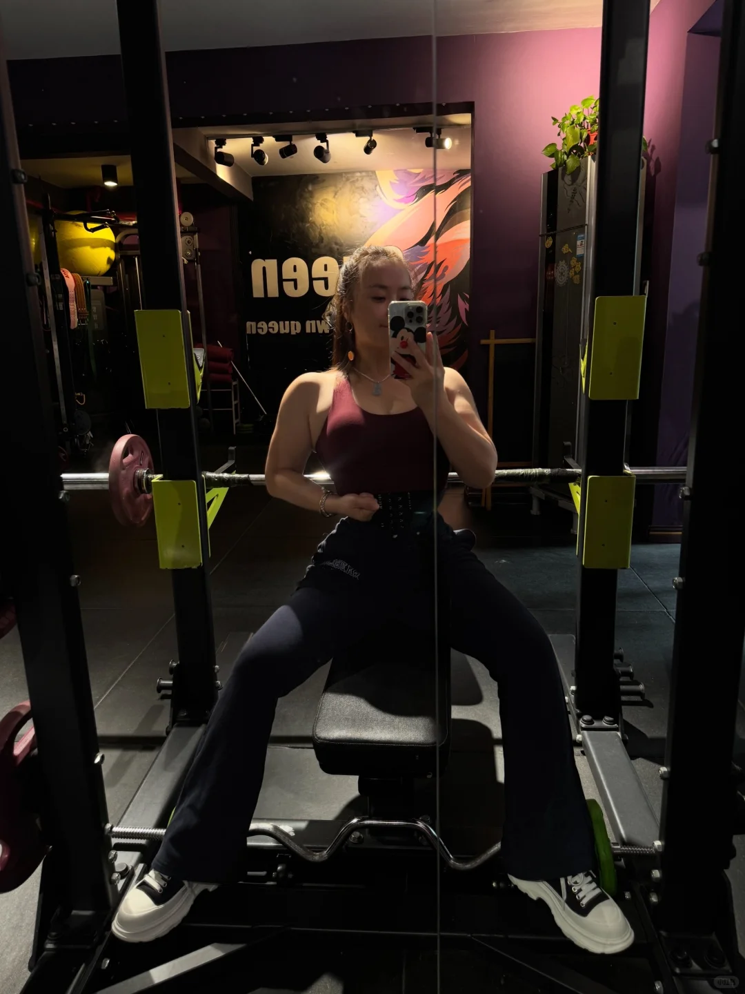 壮壮实实的三角肌