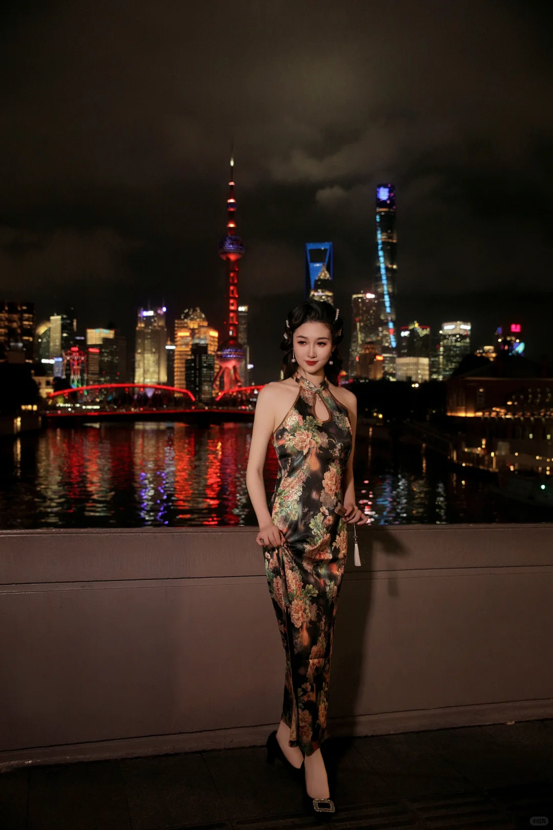 一件旗袍 一个外滩 一段上海梦