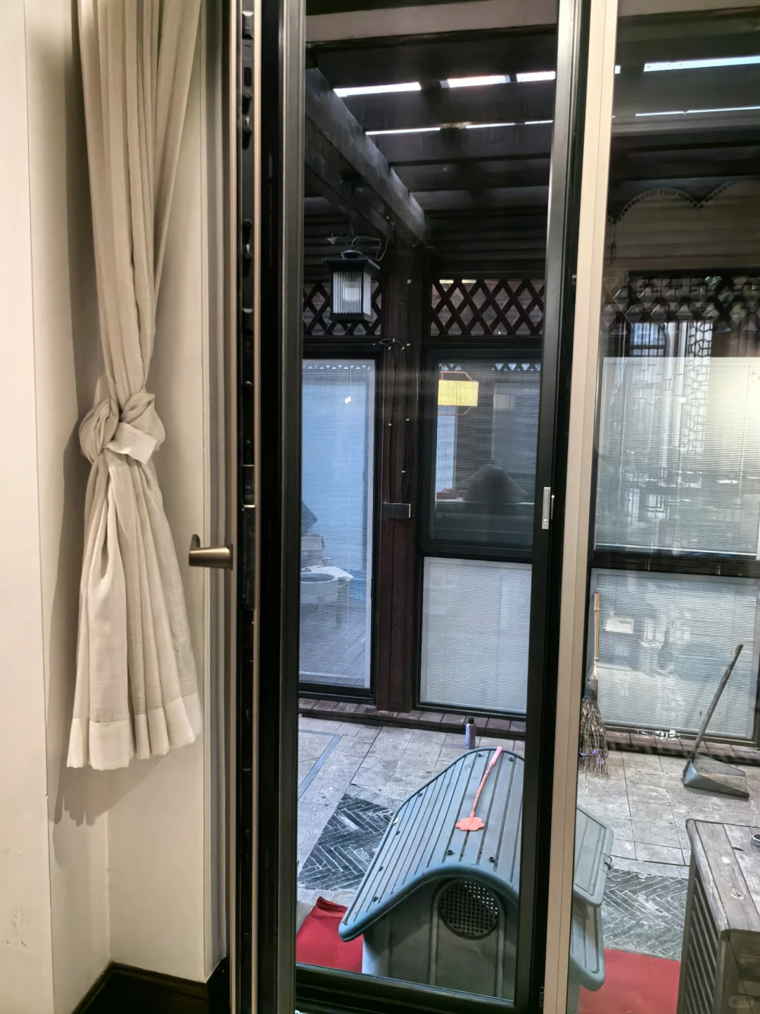 花园入户玻璃门