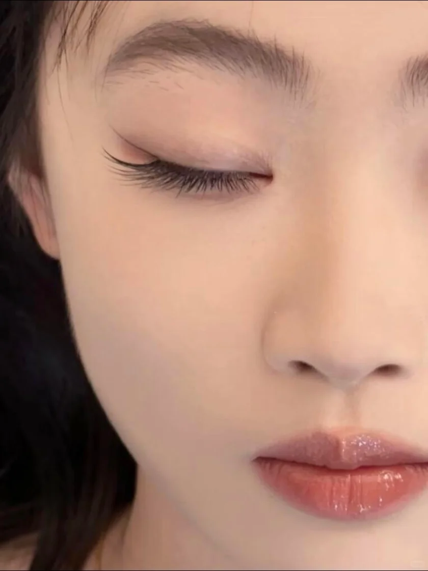 哇塞！！终于理解女明星的上镜睫毛了！！！