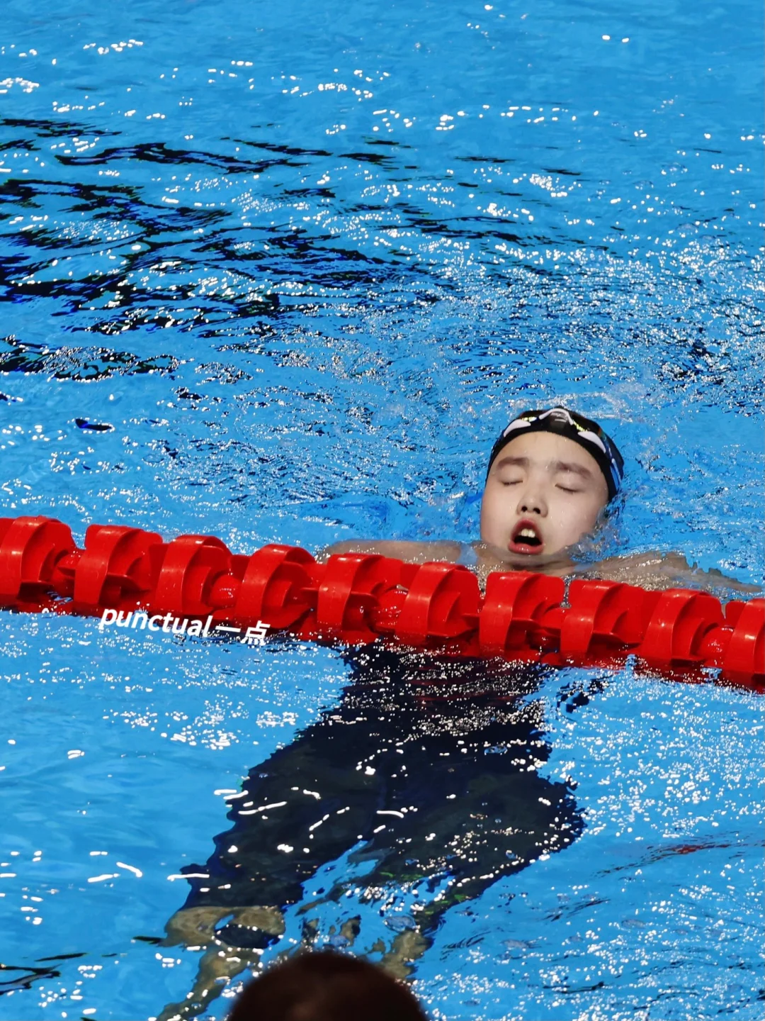 你有这么可爱的子迪妹妹进入我朝泳坛☺️