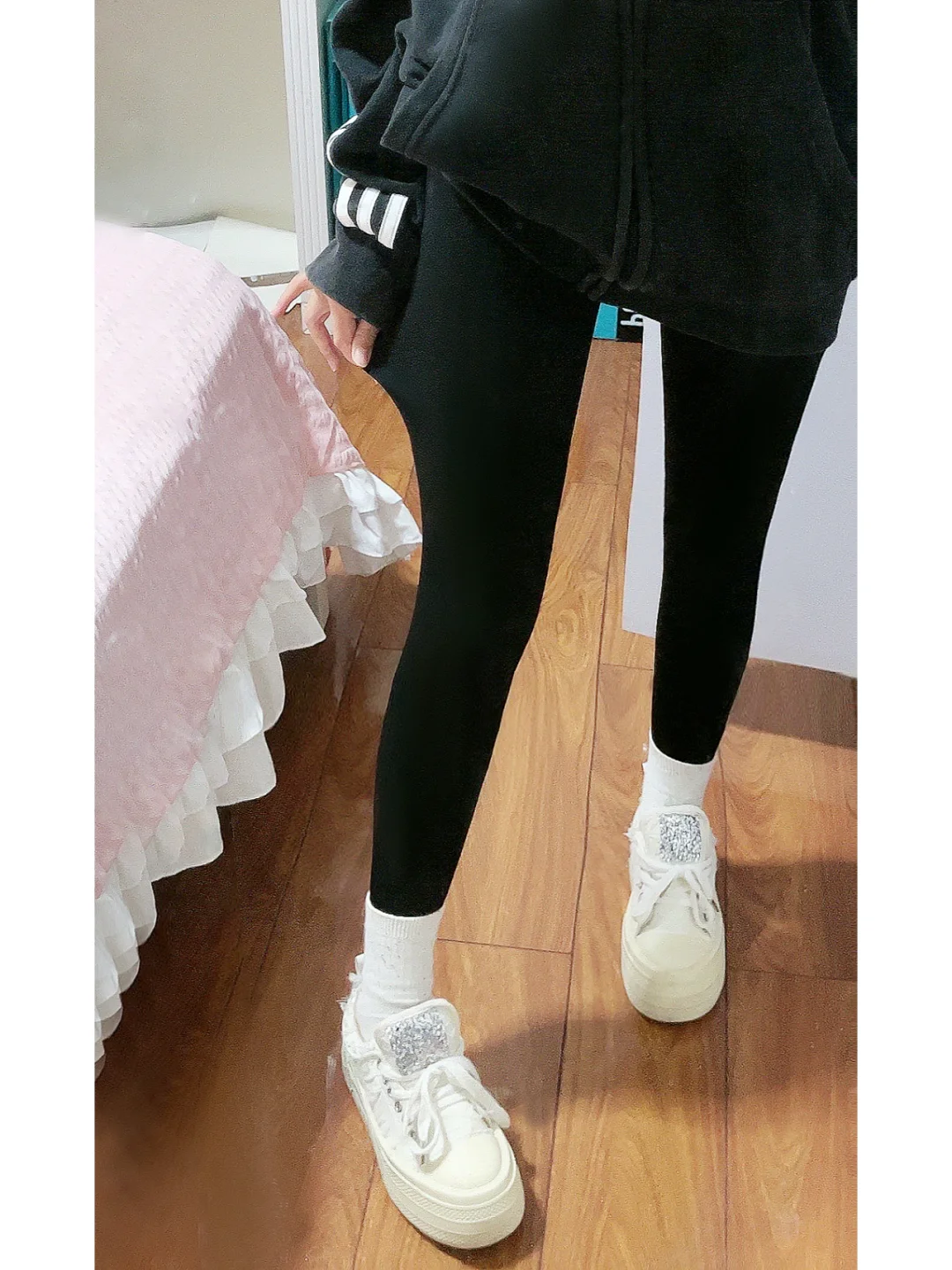 收腹提臀，健身也要曲线美