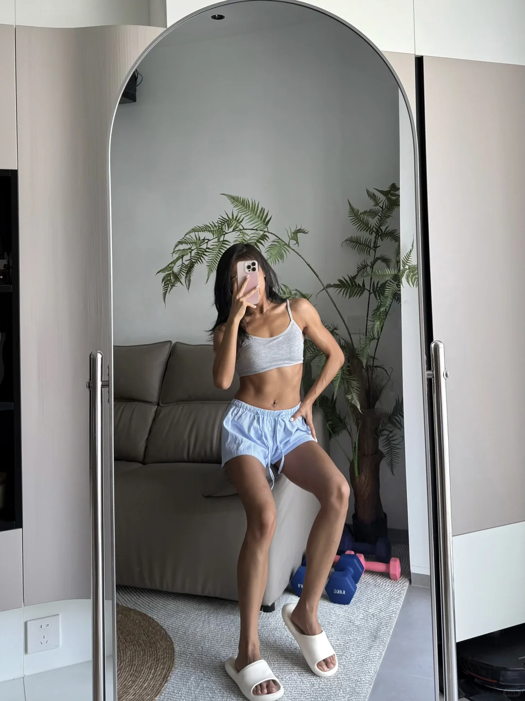 live 身材基础 肤色就不基础