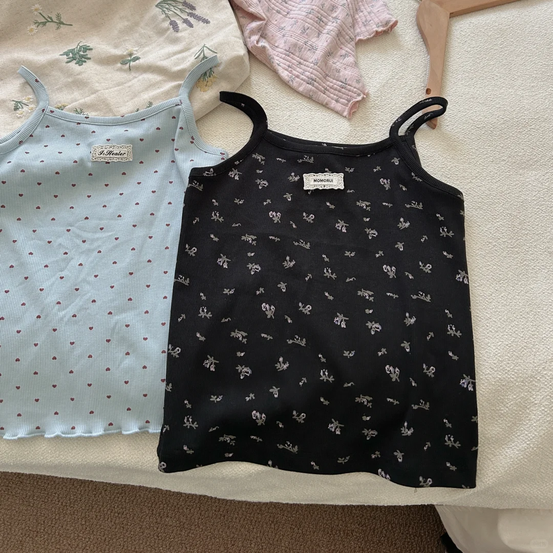 给女儿做几件夏天的小吊带