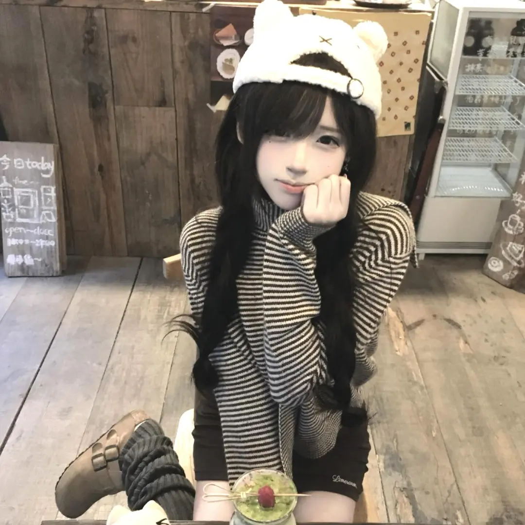 微弱的誓言在单调的雨中回响