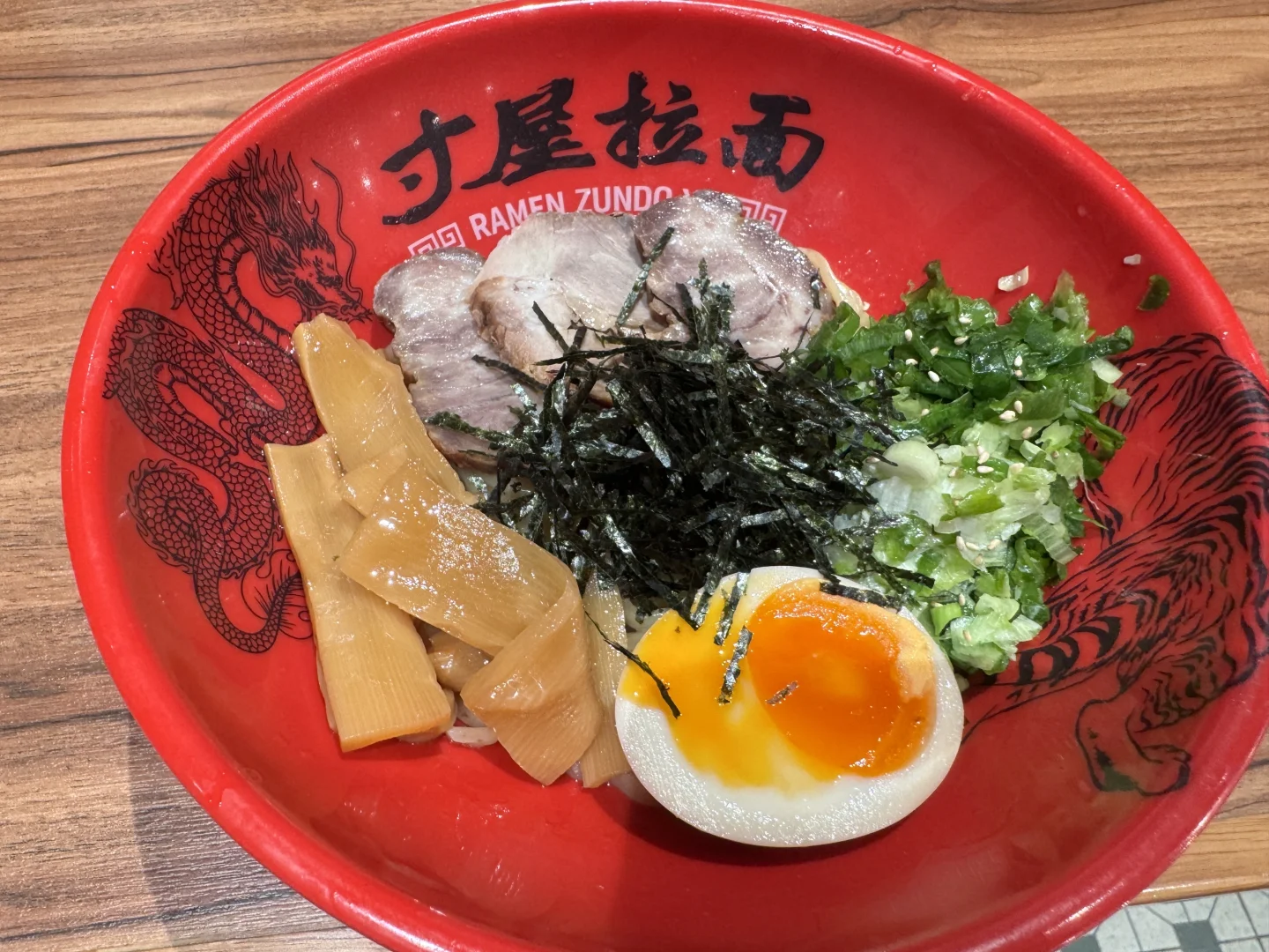 我会游泳🏊‍♀️你去救你妈吧