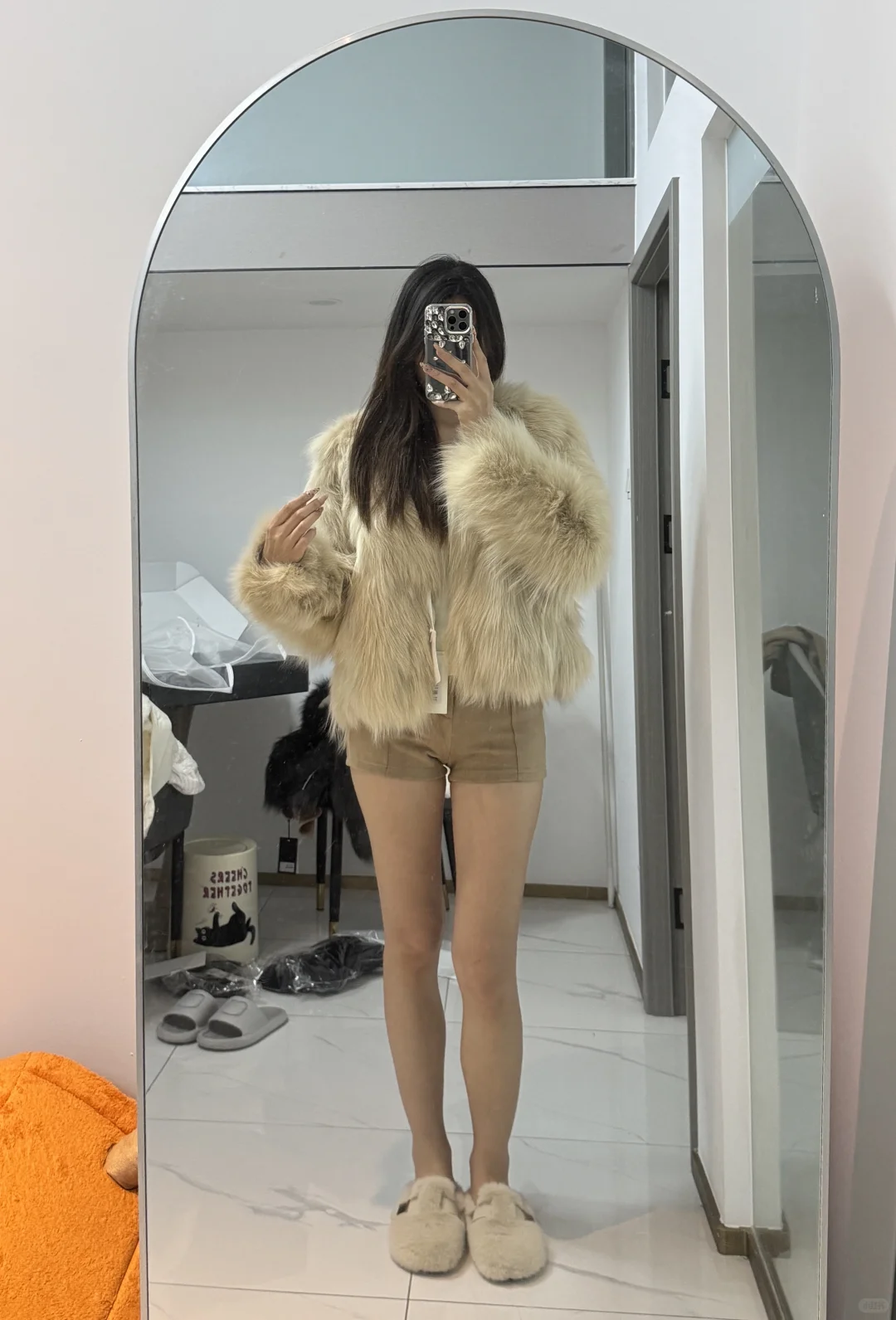 琳琳家皮草留哪件呀！