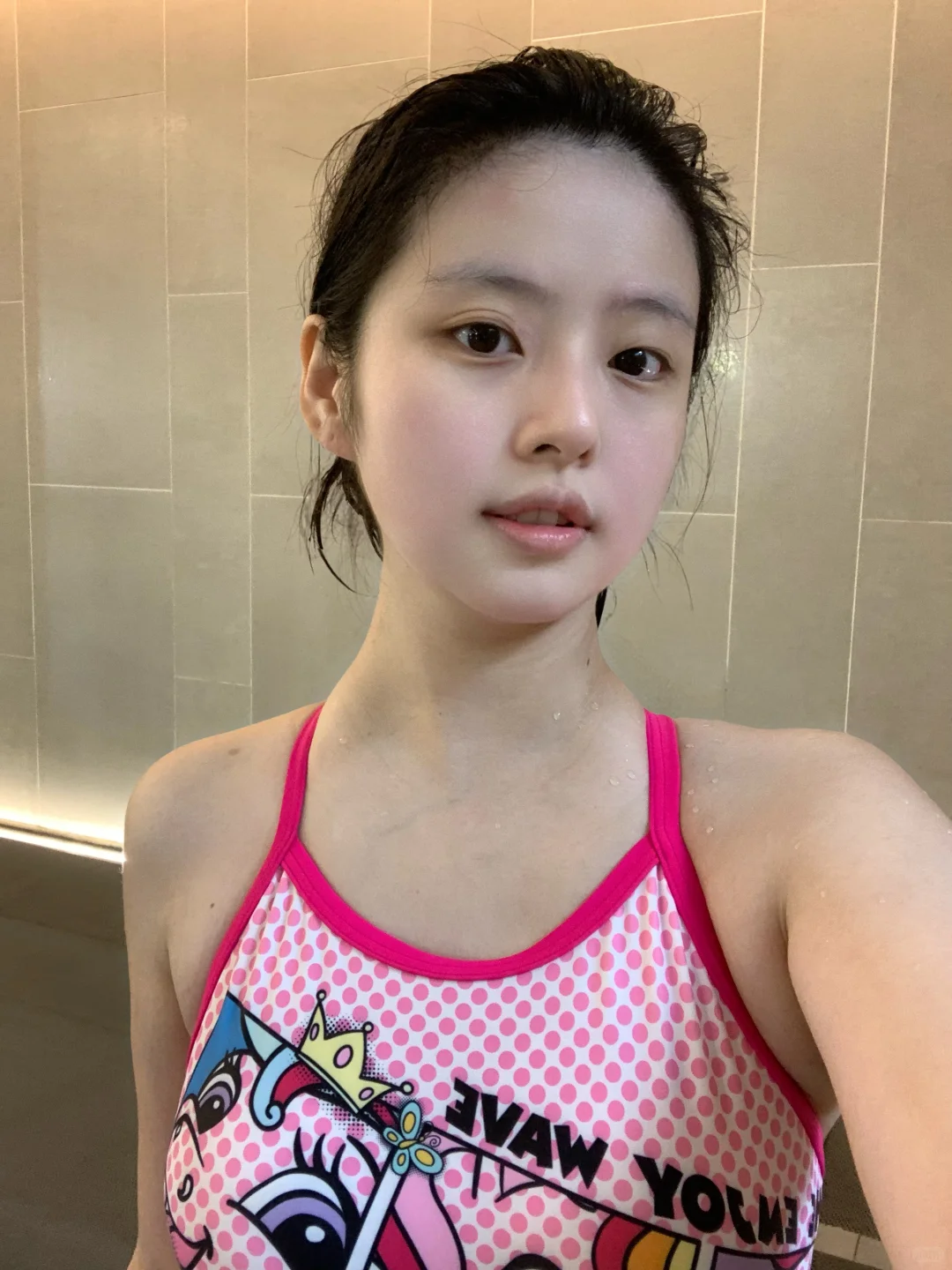 又去游泳啦🩵一个人独享泳池