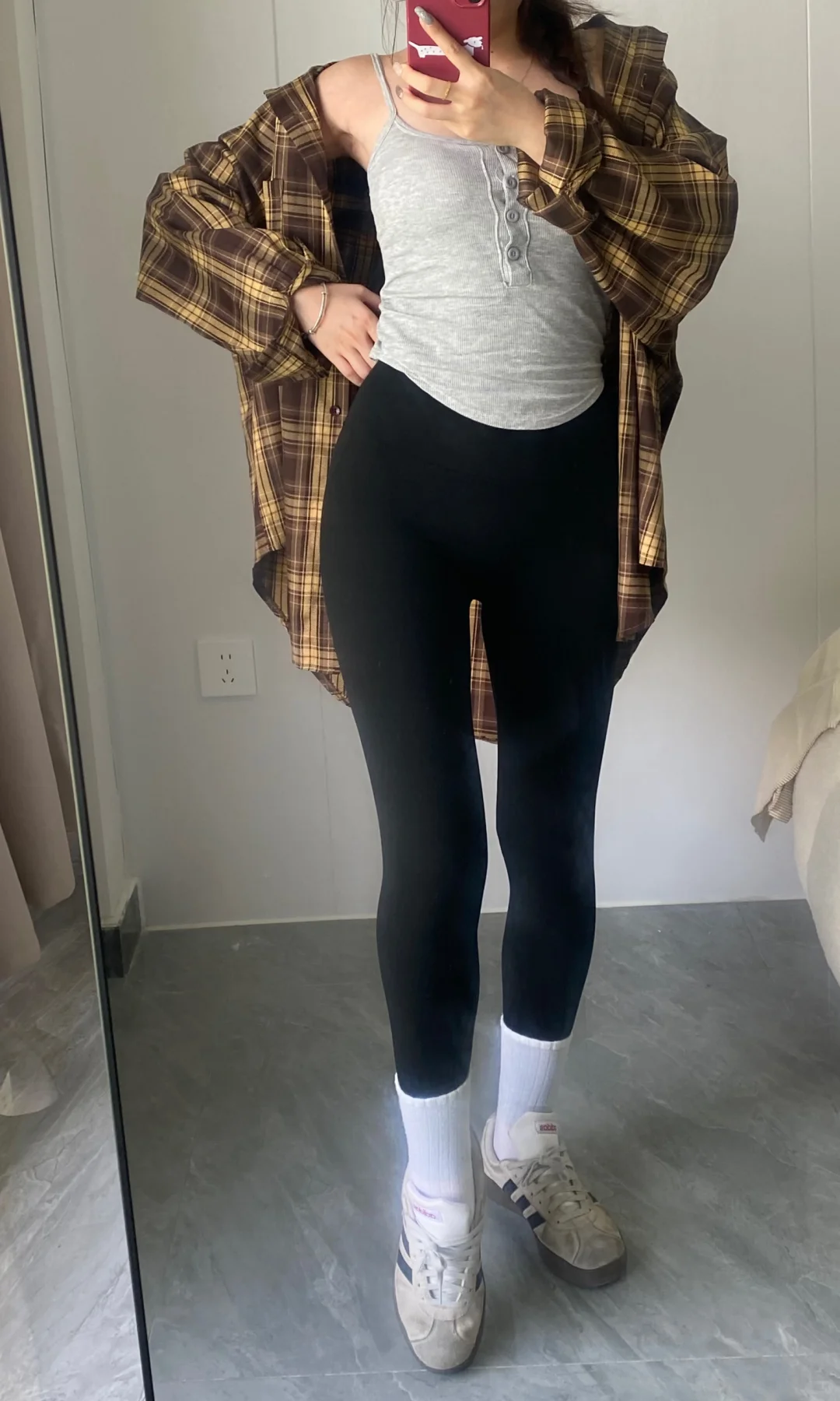 谁懂！肉肉腿穿这条鲨鱼裤也太显瘦了吧！！！