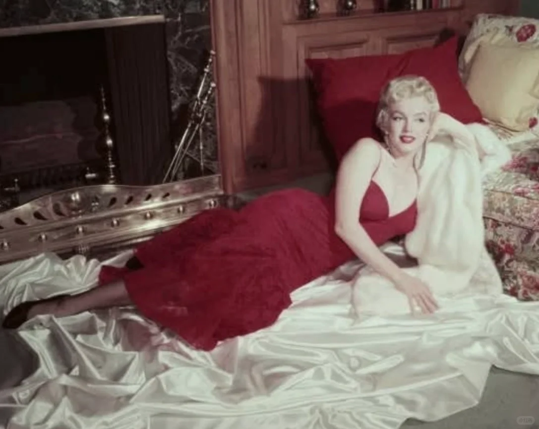 💄浪漫型穿衣显瘦三要诀（曲线型人通用）