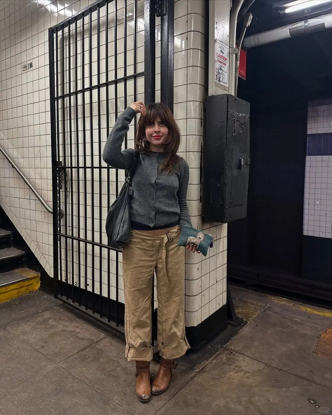 鬼马女孩复古感 Outfits