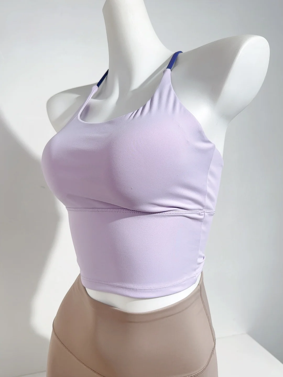 姐妹们！挖到一件很适合秋冬的吊带💰23