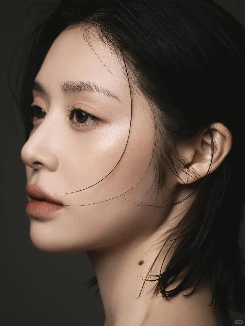 轻熟女肖像绝绝子诶🔥知性美让人沦陷🤎