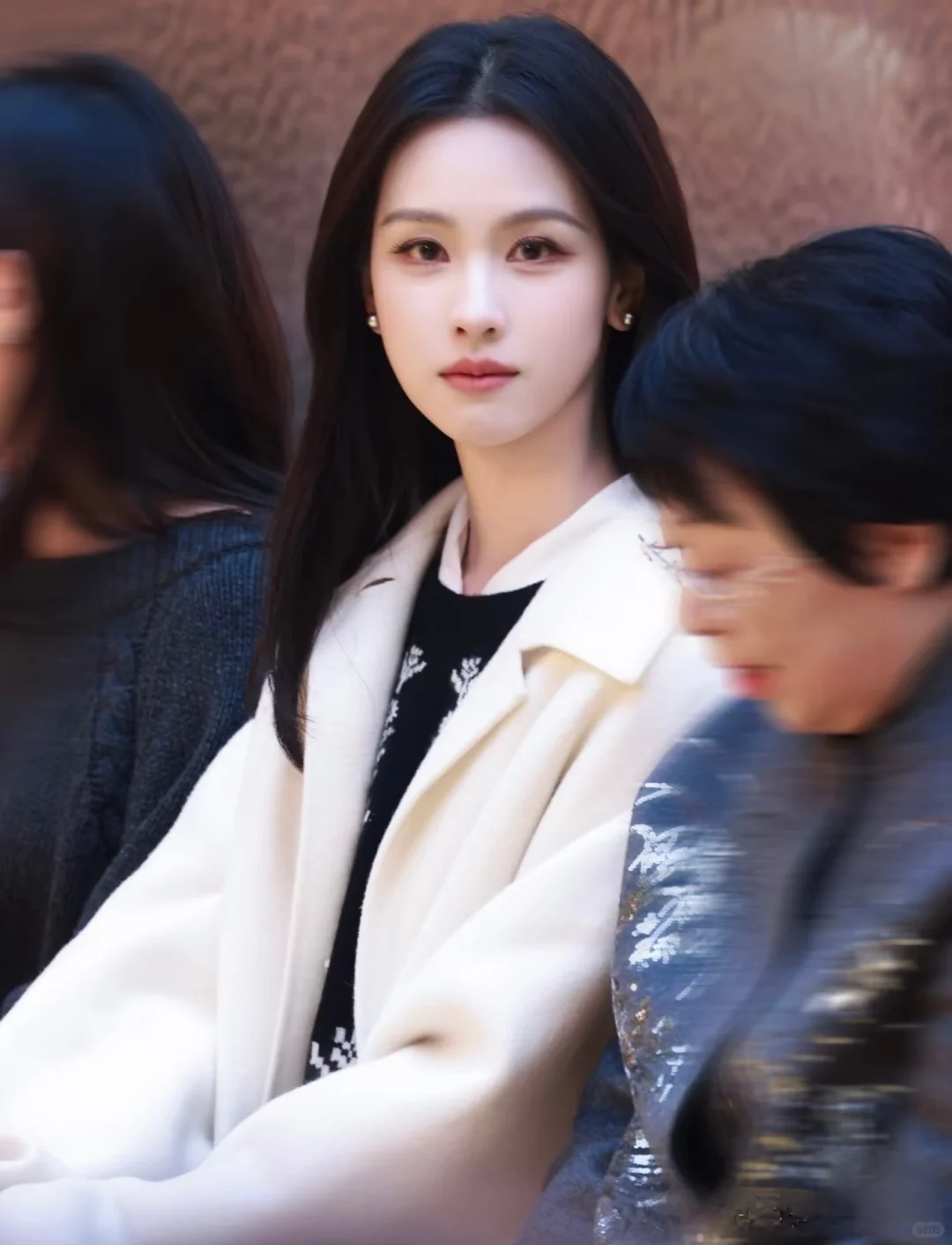 服了 以前怎么没发现这姐这么美！