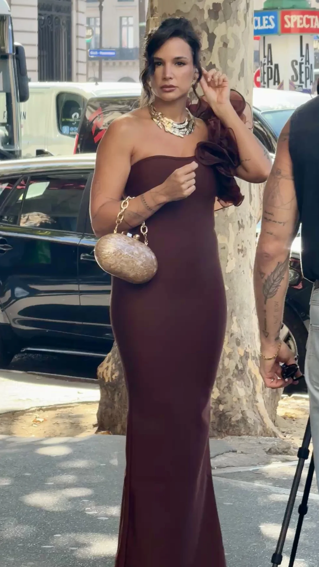 为什么法国女人看起来就是这么从容和自信？