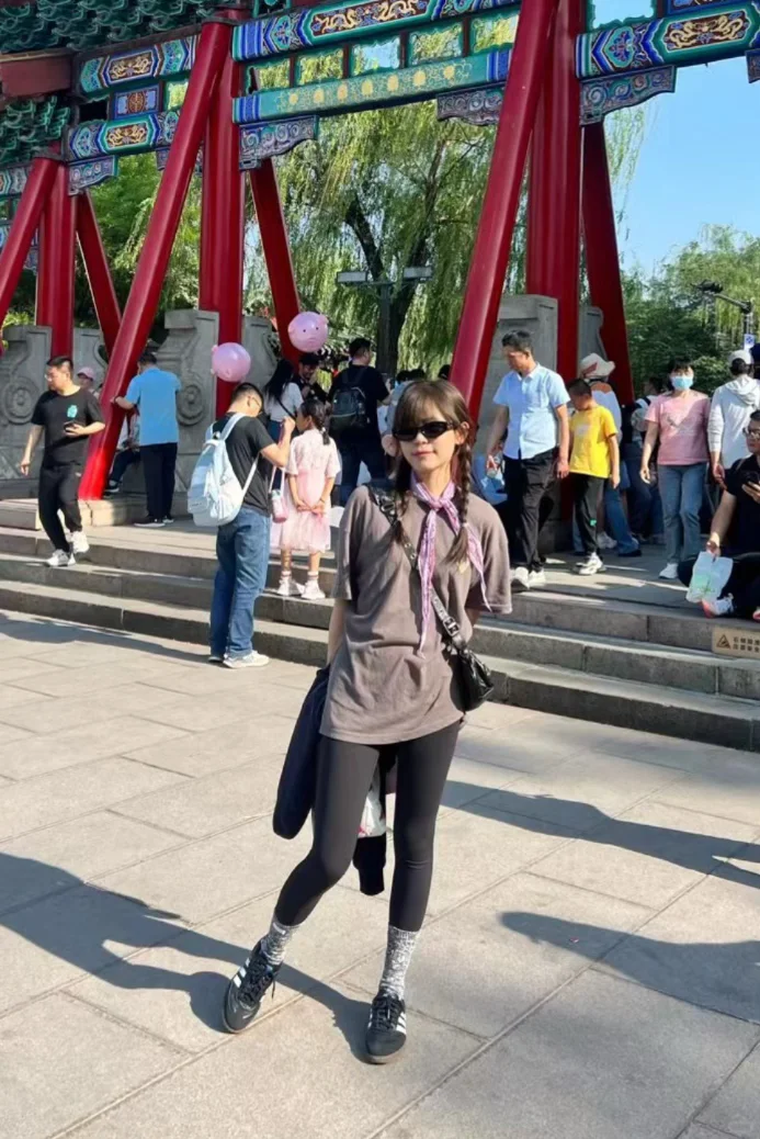 时代的眼泪：瑜伽裤