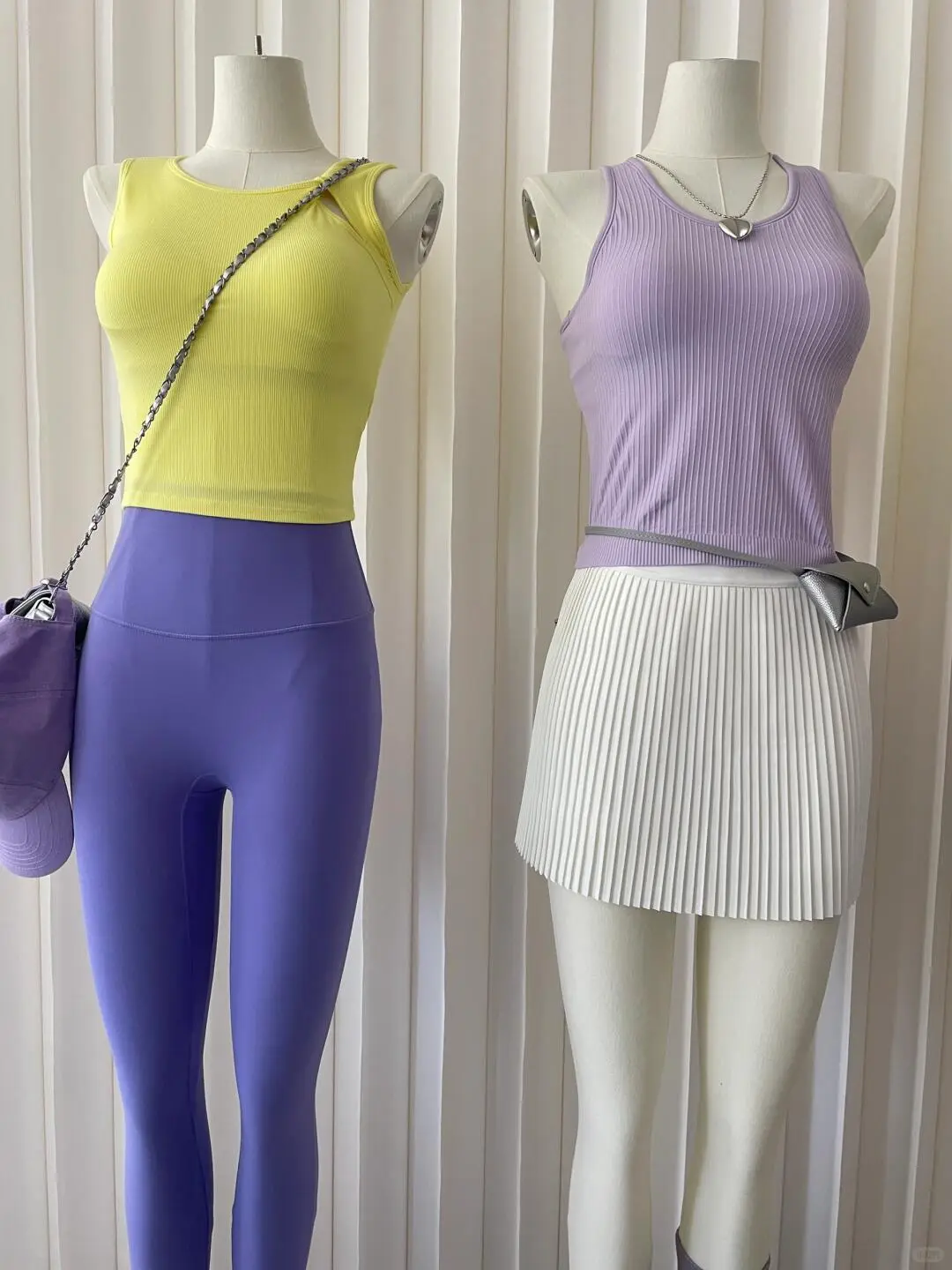 被紫色黄色白色瑜伽服美晕了！