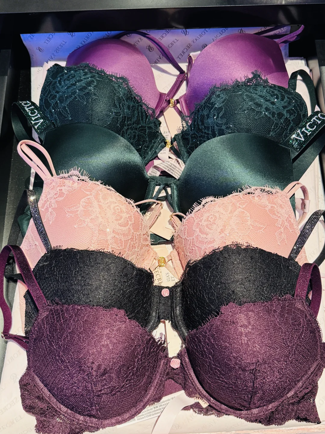 维密｜维密紫色系的氛围感真的绝了💜