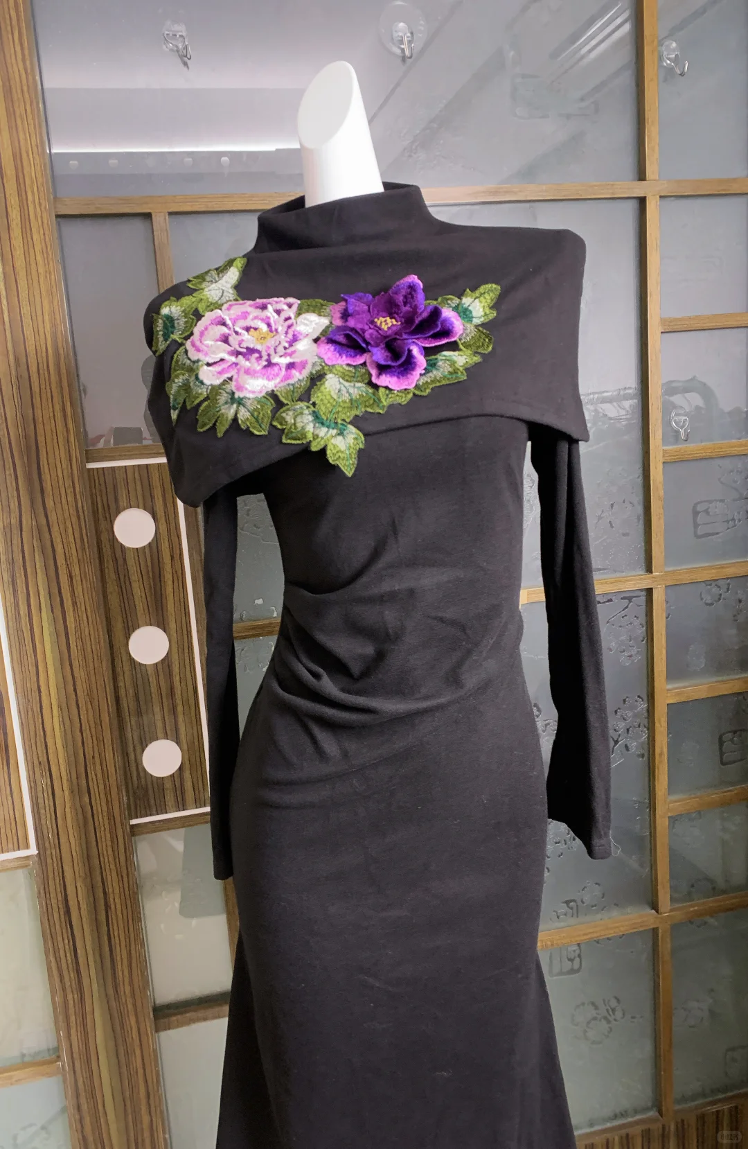 独特又神秘的美人