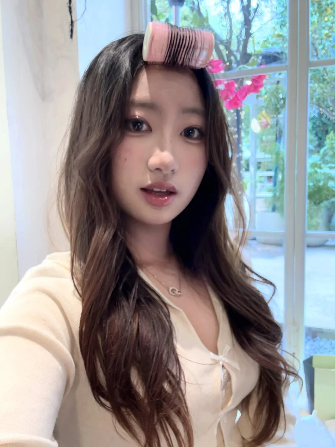 头像感自拍🧸 ✰⋆⁺₊⋆