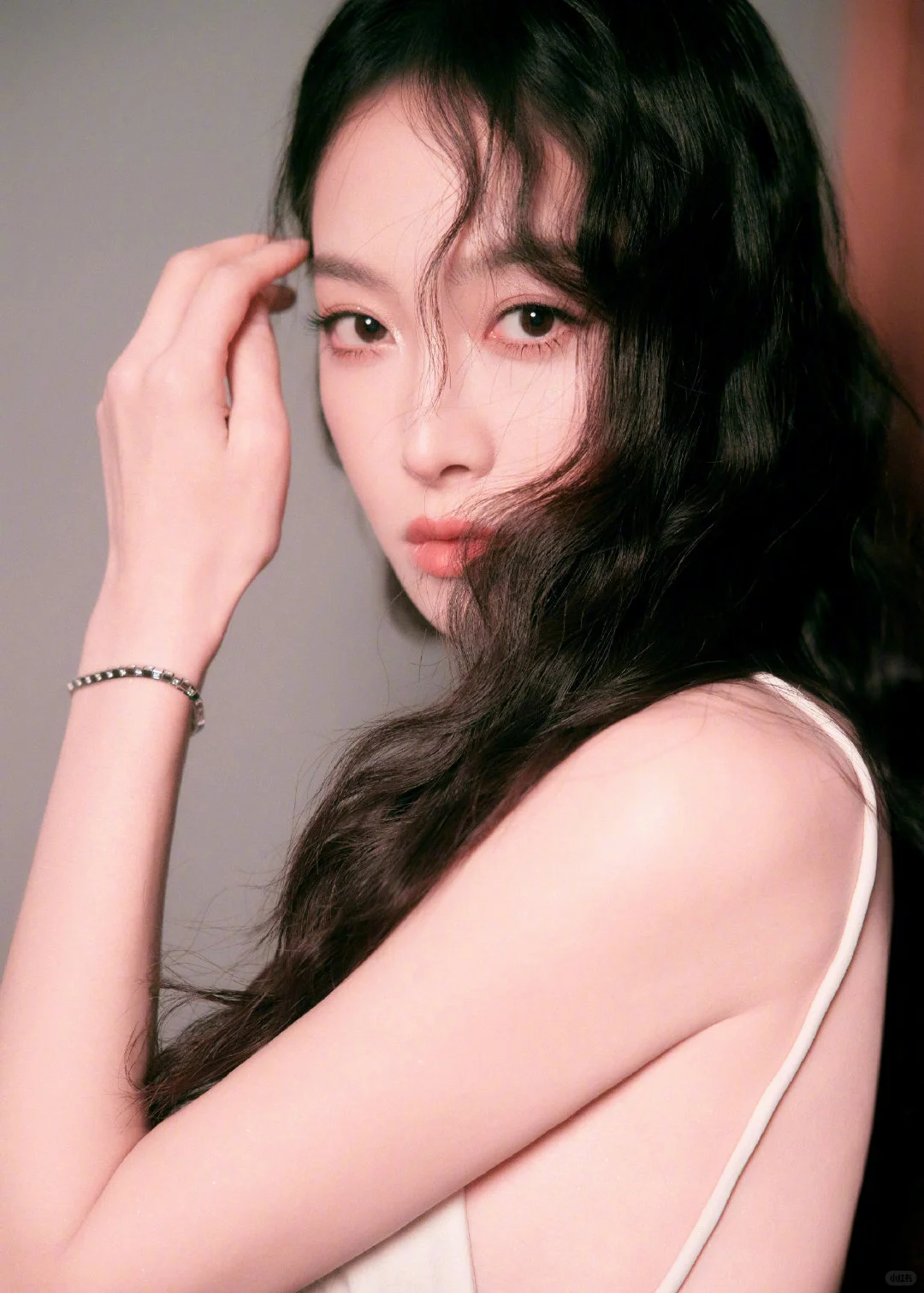 宋茜这波金鸡红毯杀疯了！✨