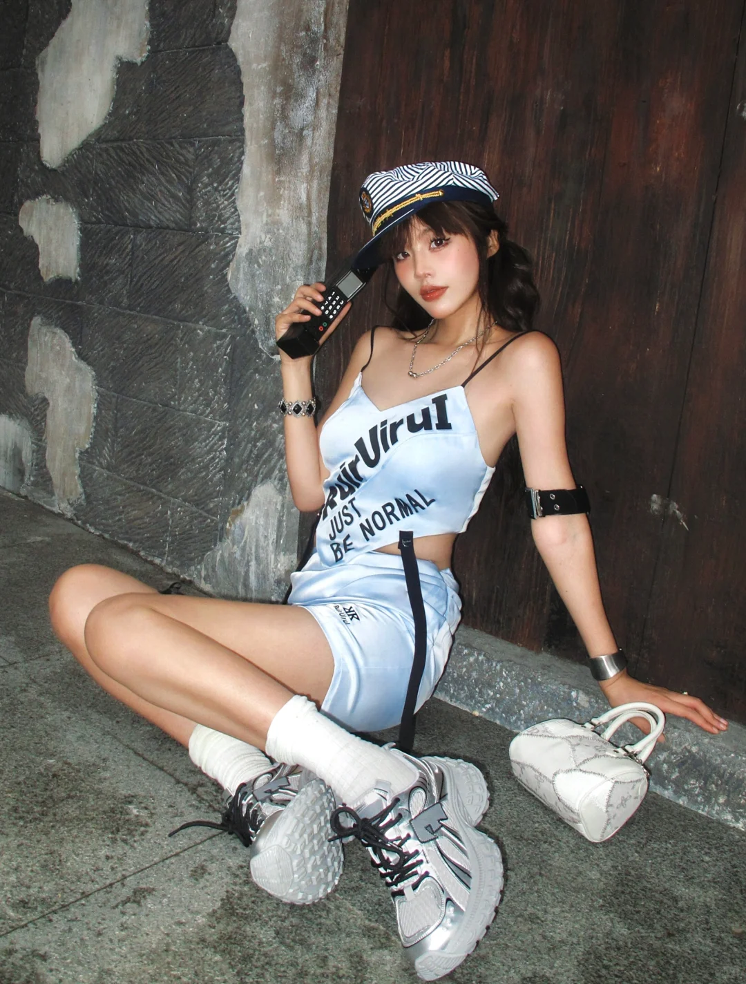 存一些美式辣妹拍照姿势和角度📷2.0