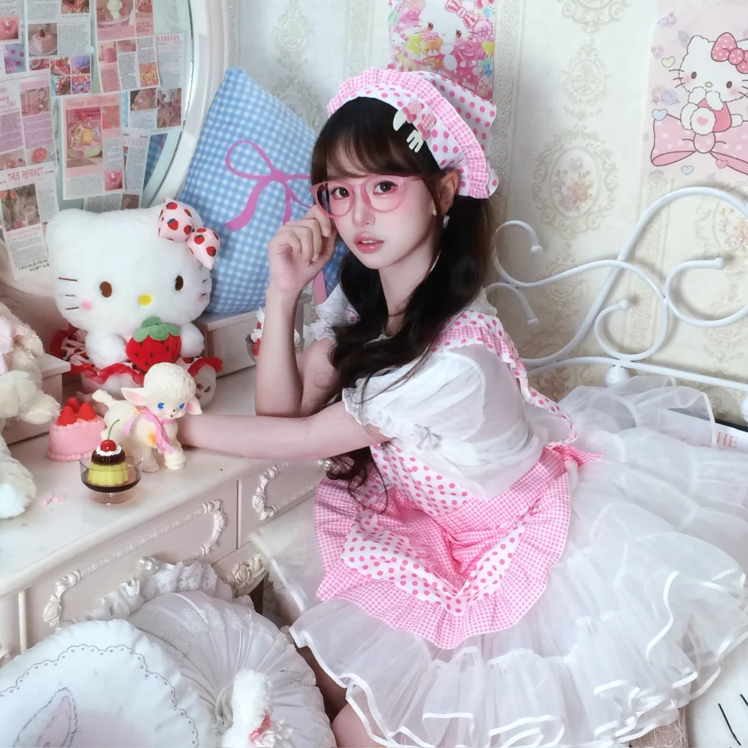 原来写真馆可以拍的和她宣传的一样啊…