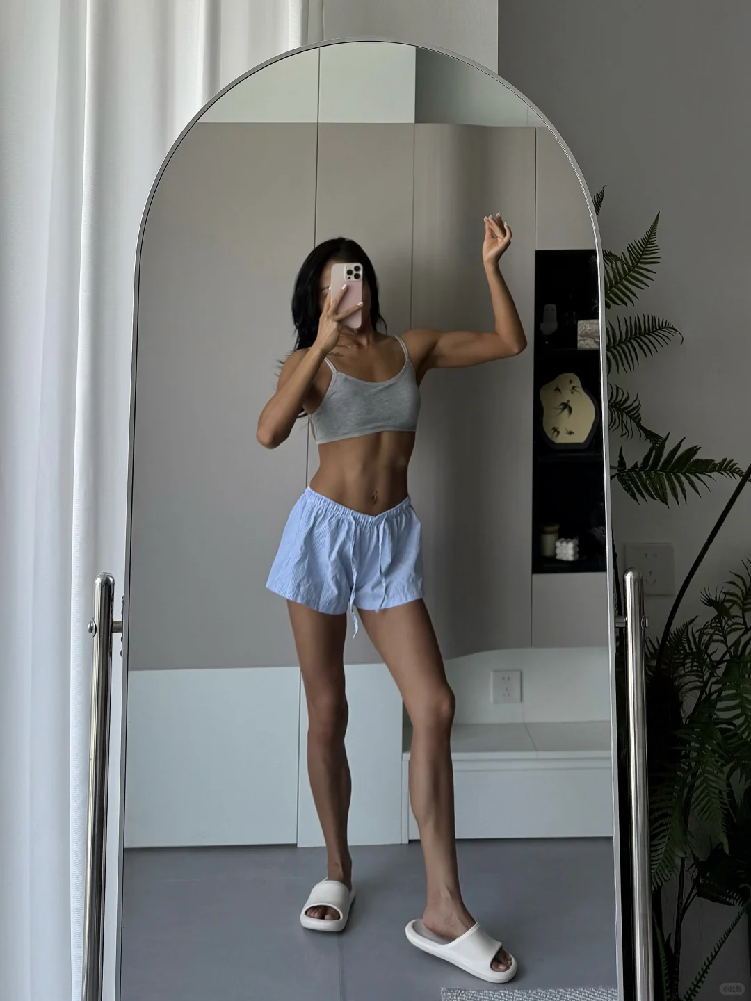 live 身材基础 肤色就不基础