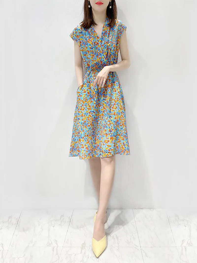 哥弟全网首发！显瘦V领连衣裙太绝了