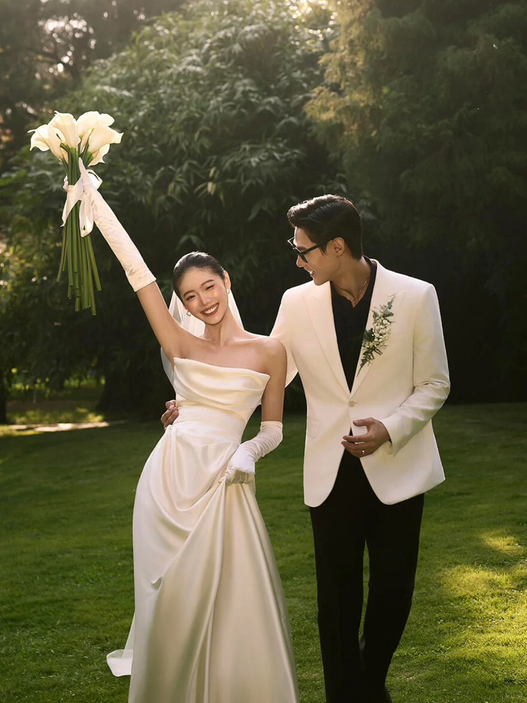 快来抄作业❗️这组森系婚照完全是韩女天菜