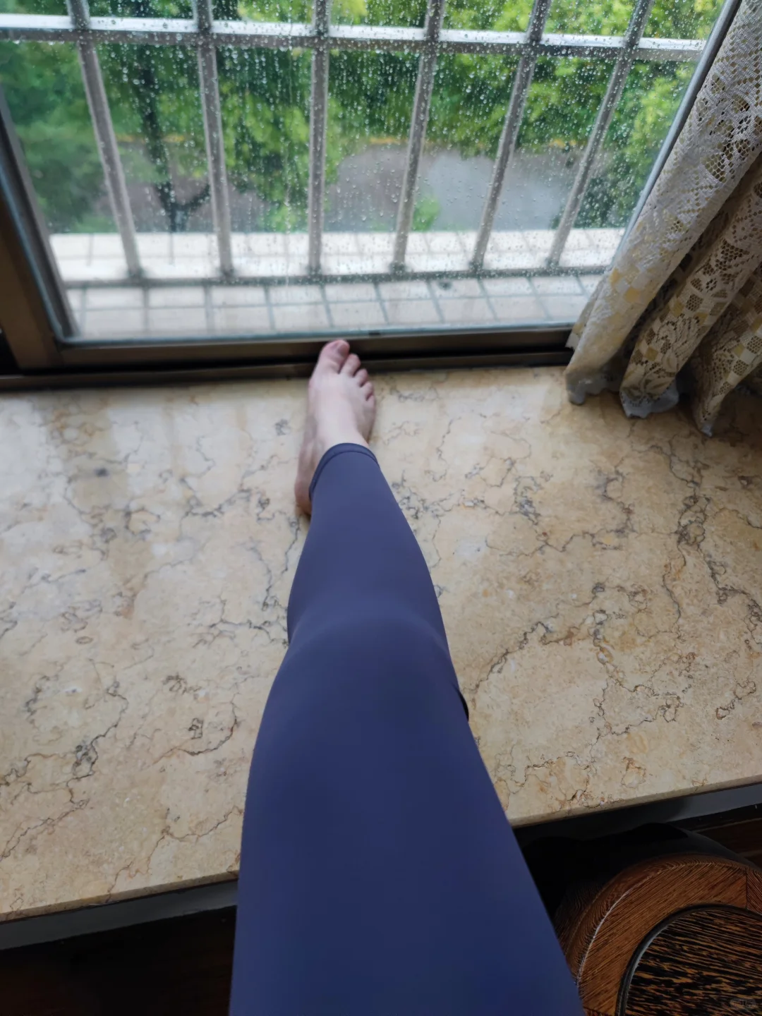 穿一次就起球？这条瑜伽裤洗了一年还这样~