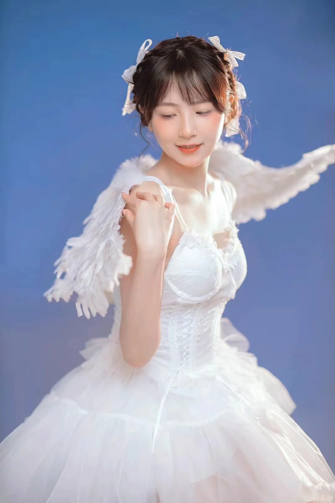 哇 是坠落人间的小仙女啊