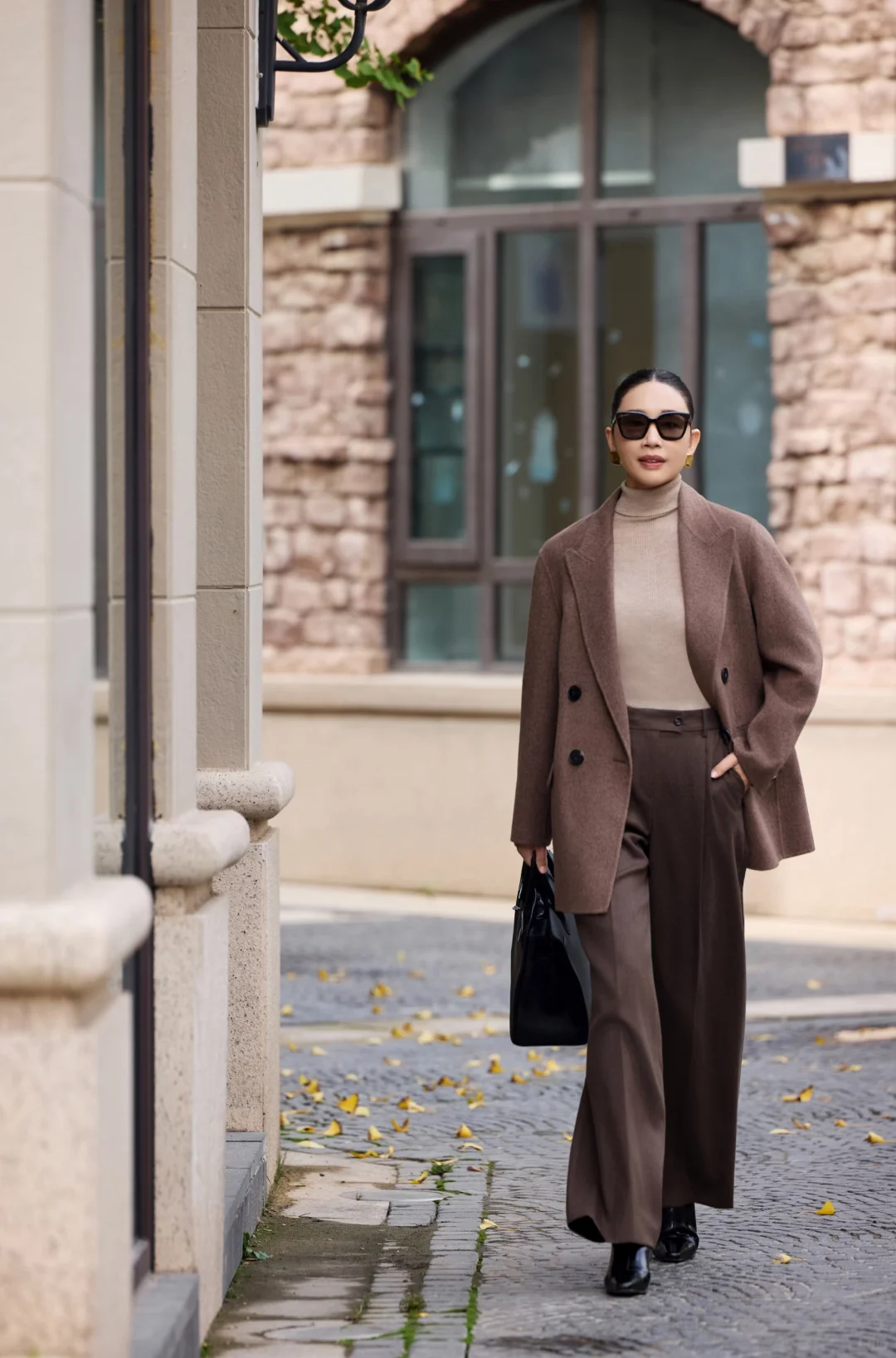 “做不了小女人，那就做自己的大女主吧”