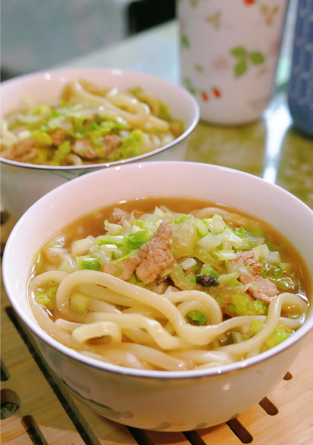 一碗下肚会让你从头暖到脚的白菜肉丝炝锅面