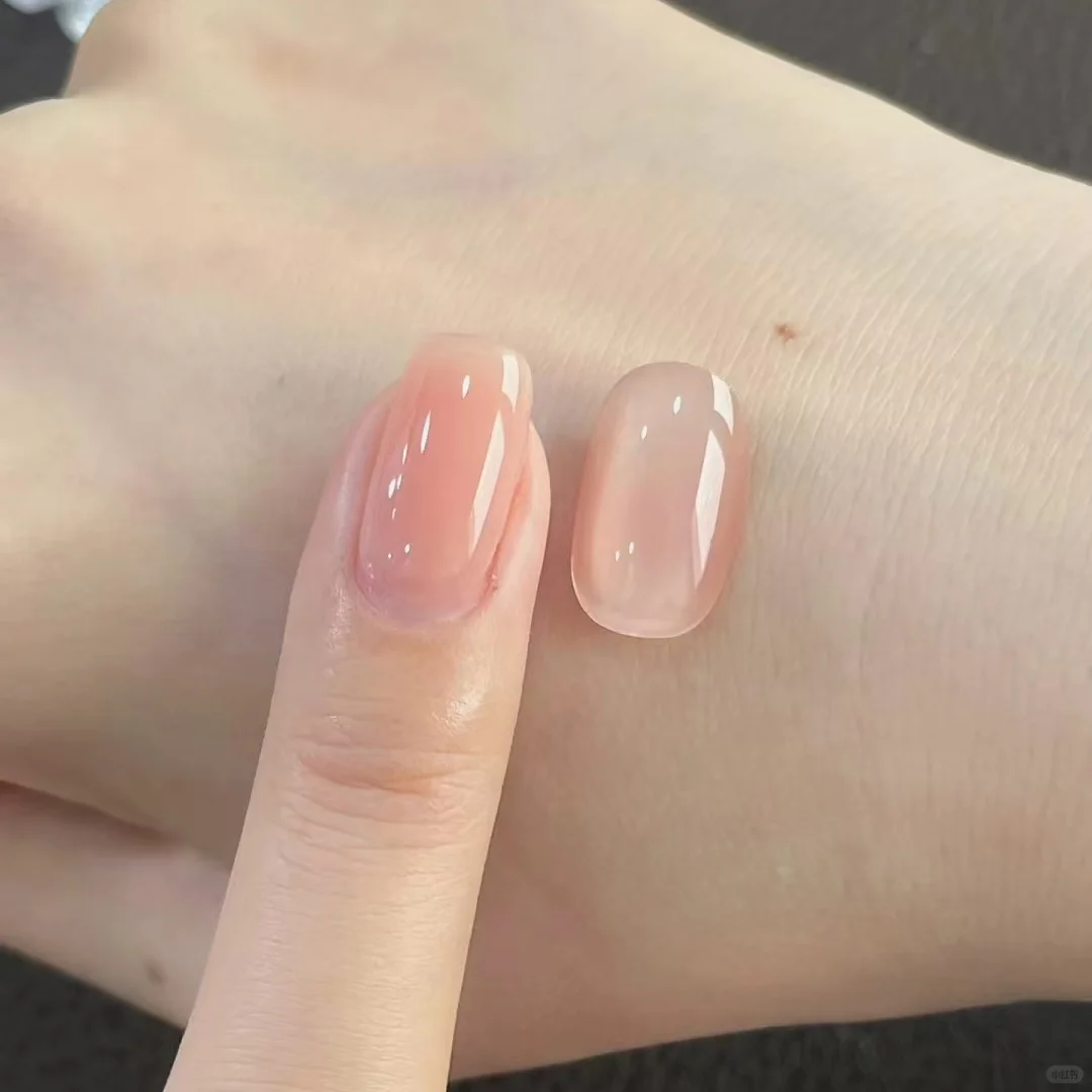 ❄️显白新宠！裸色美甲胶上新！