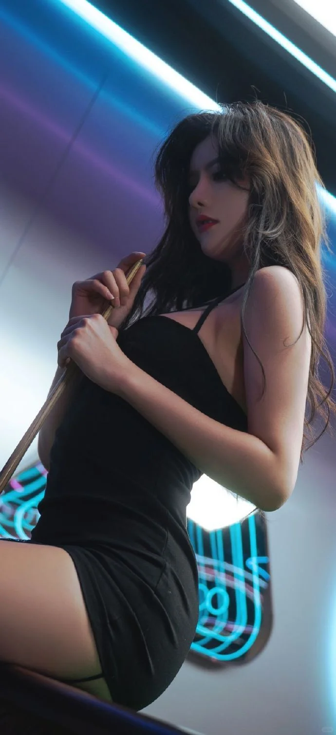 高清4k美女壁纸，最后一张慎用！