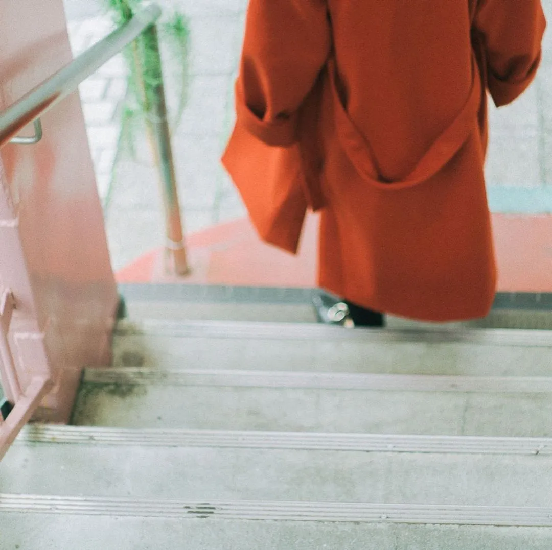 摄影审美提升 Day90 | 街头电影感照片