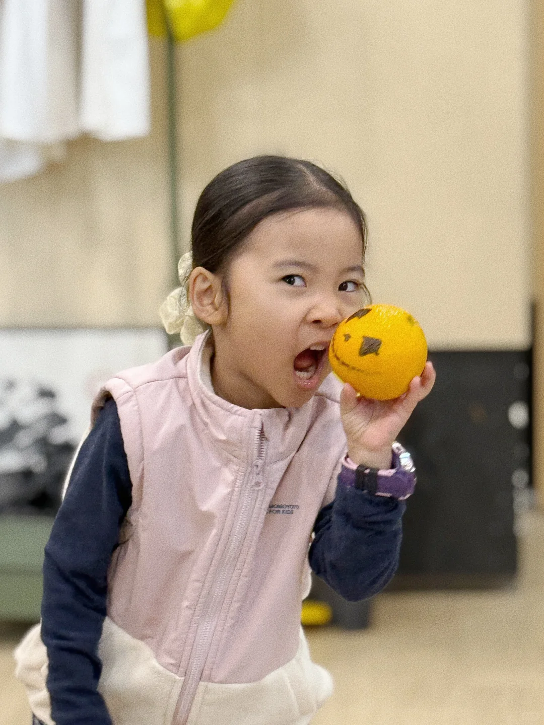 小模特上课抓拍