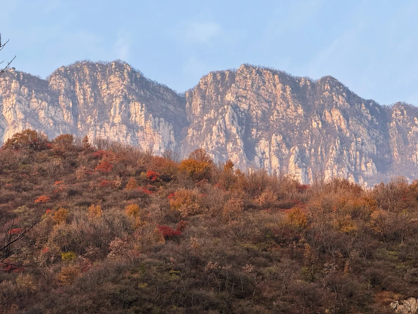 嵩山最小众的国保三祖庵，今日秋色正撩人