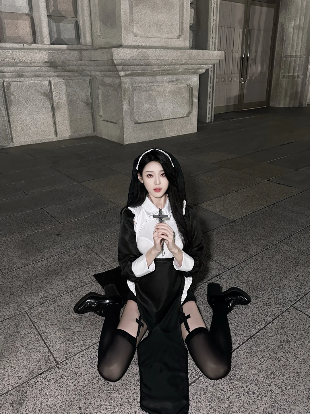 神听不到你的祈祷 我才是你的救赎.