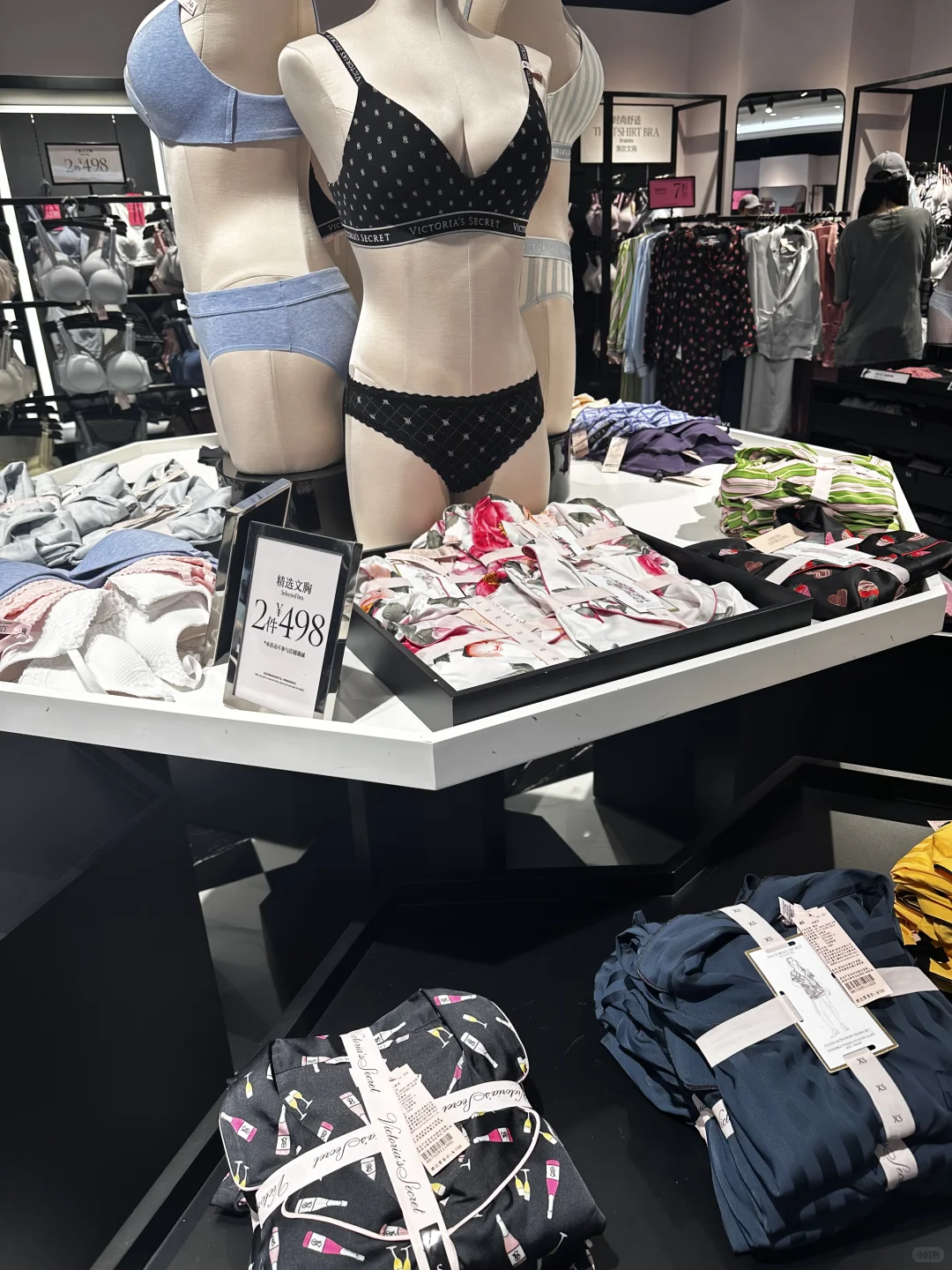 维密的内衣都是哪些漂亮小姐姐在穿？