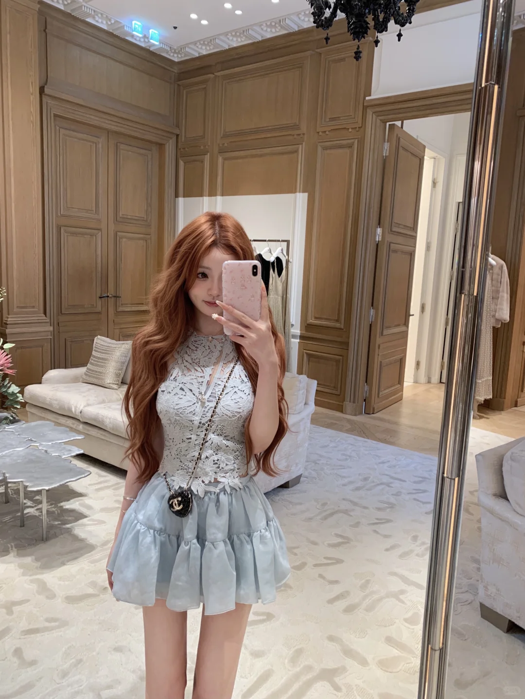 一看就会的对镜拍照姿势！