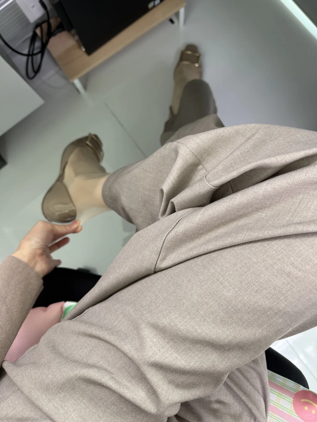 温柔姐姐风｜肉丝裤里丝ootd