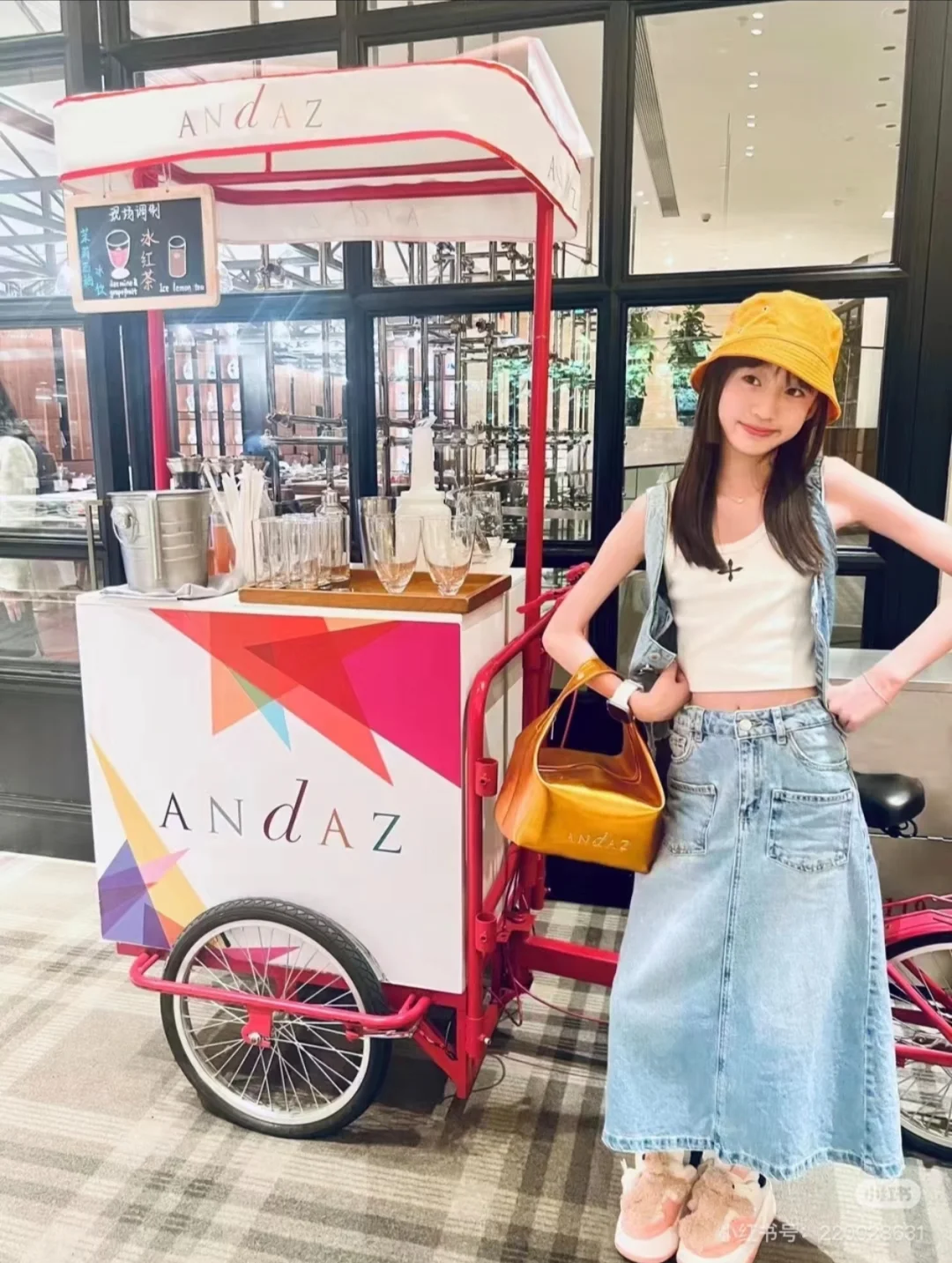 陈芷琰美照~橙汁必备