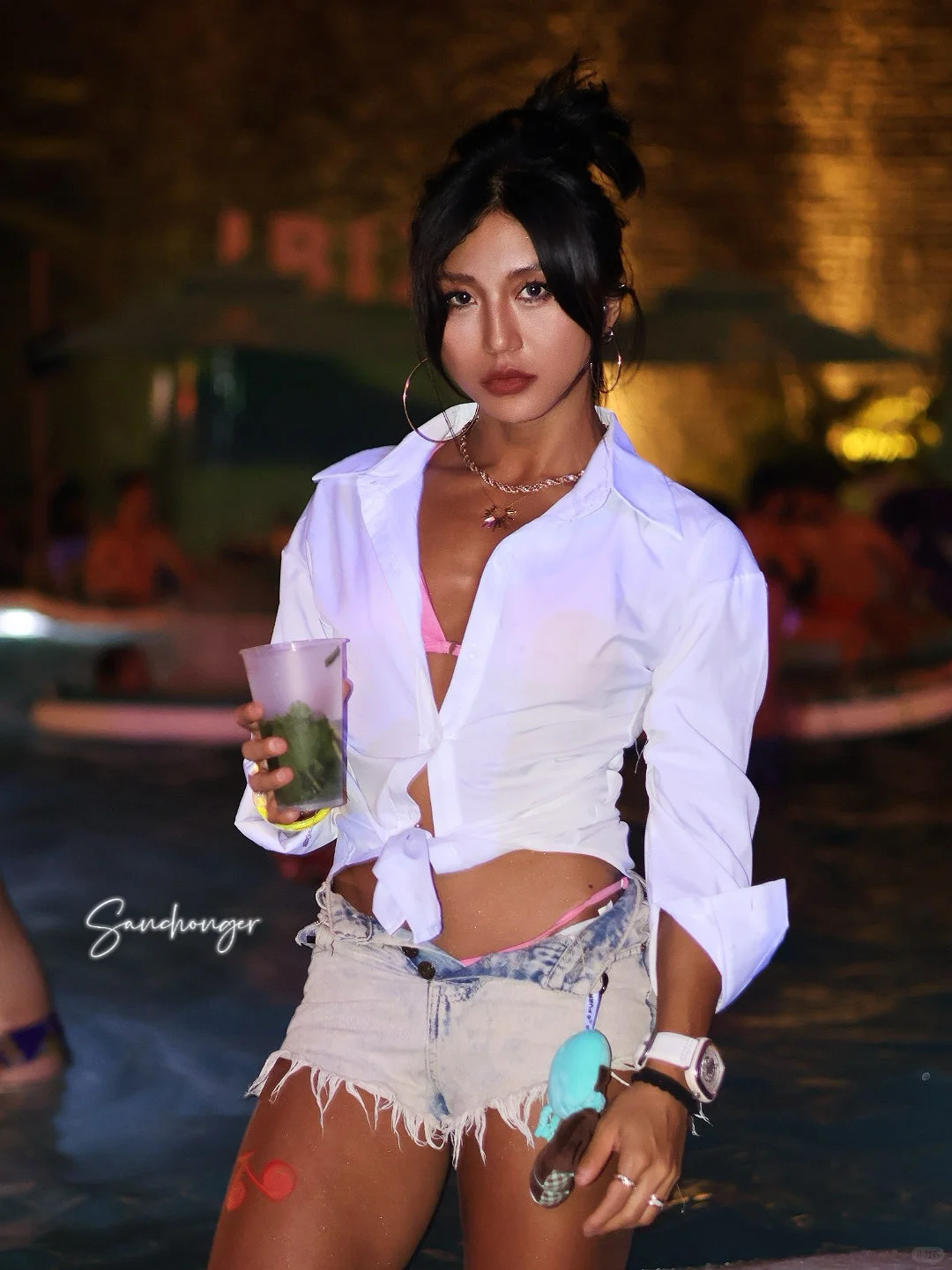 “黑月光”✖️“荧光”