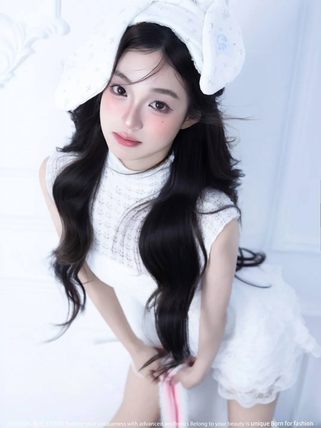 居家纯欲少女🤍氛围拉满的白开水韩系写真