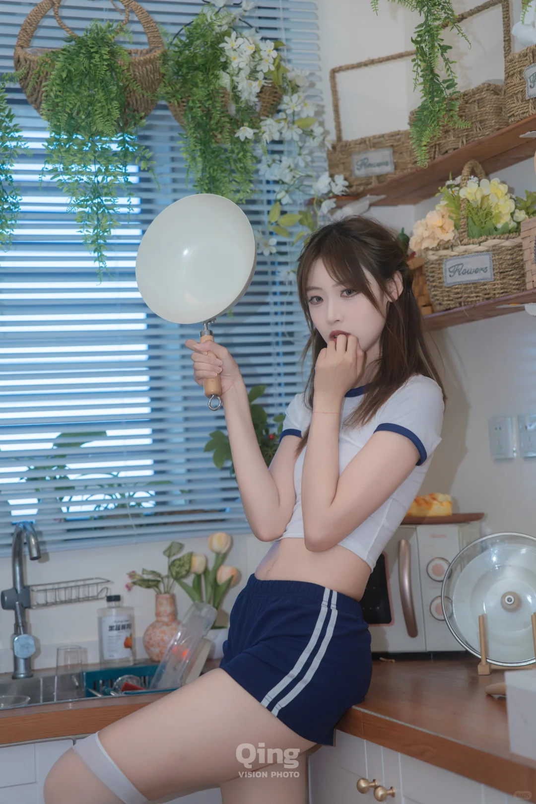 厨房拍水手服OL大片｜超详细布光+相机设置