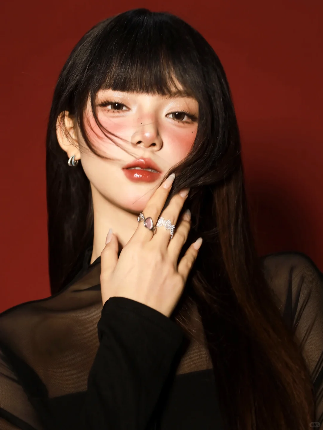 甜御双修❤️‍🔥红底➕黑长直写真的魅力拉🈵