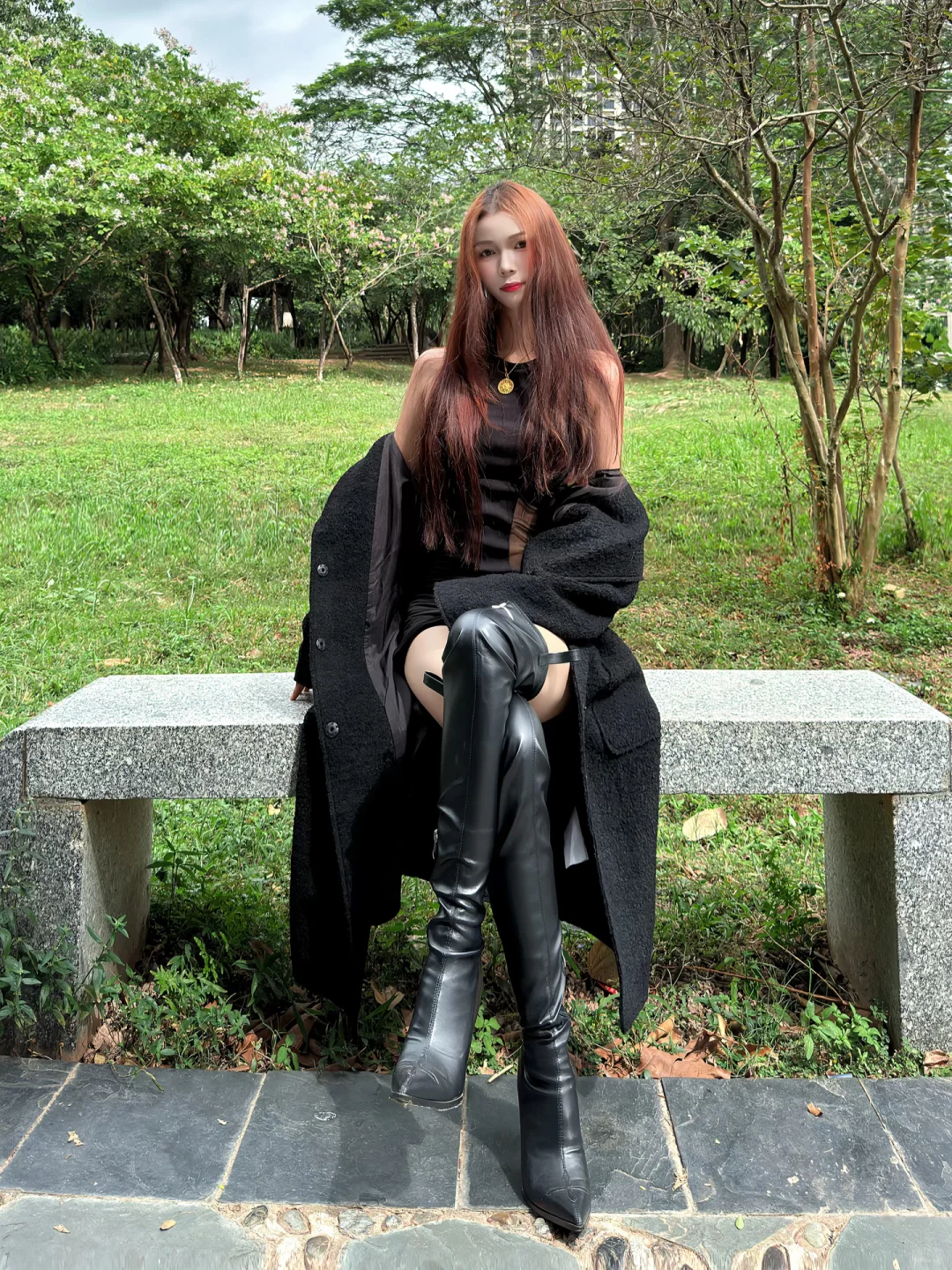 御姐 今天穿这套、谁说穿过膝靴好看来着