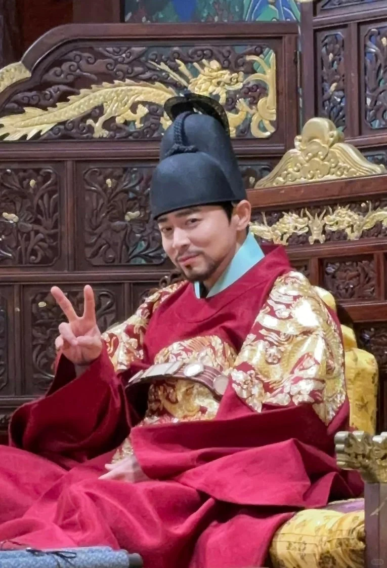 暴风哭泣的爱情🎎剧情达到高潮